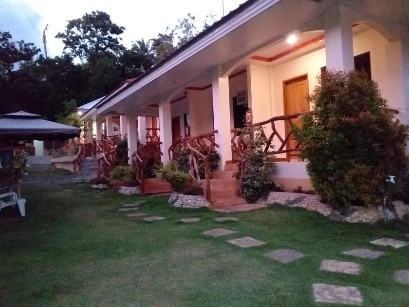 Hanna's Place Rooms for Rent Solangon San Juan Siquijor - Image 1