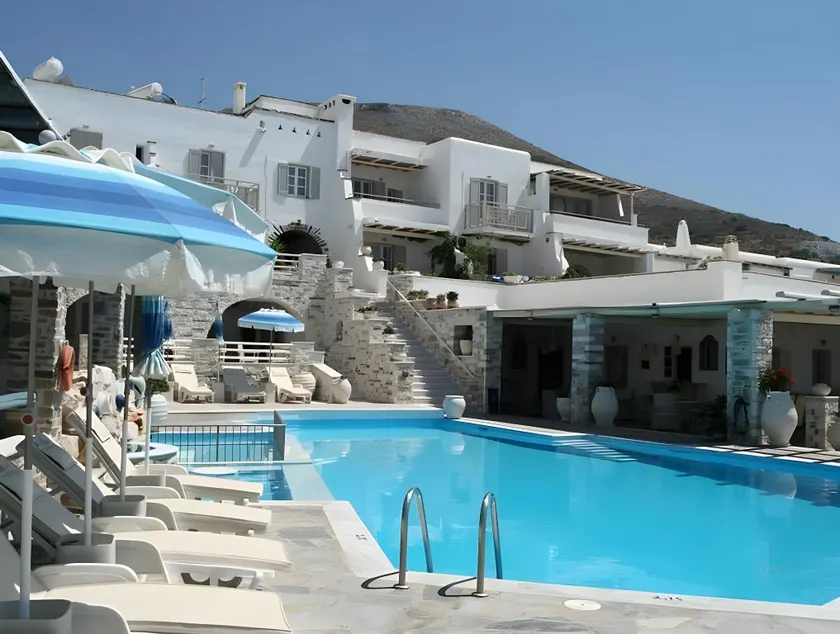 Sunset View Hotel - Image 1