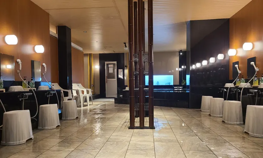 Business Hotel Takami - Image 1