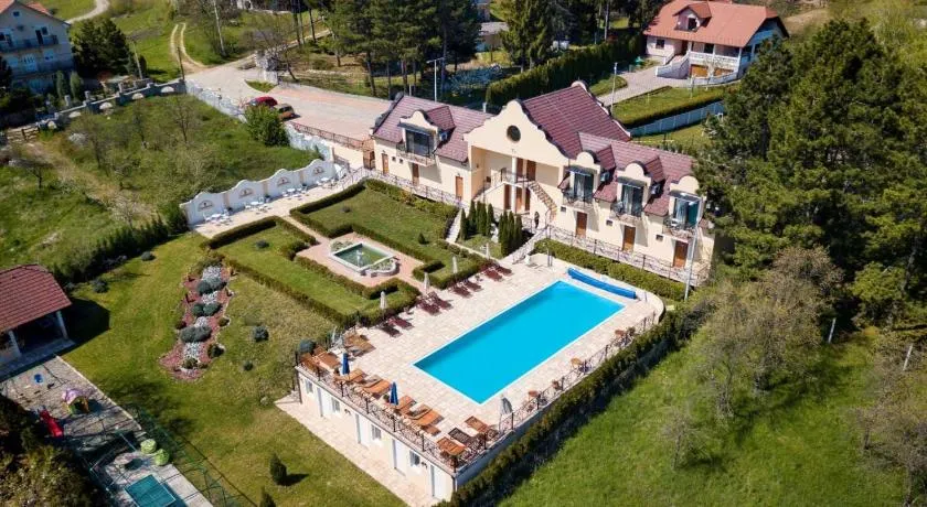 Sunčani Breg Apartments Vrdnik - Image 1