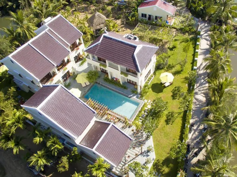 Green Boutique Villa - Image 1