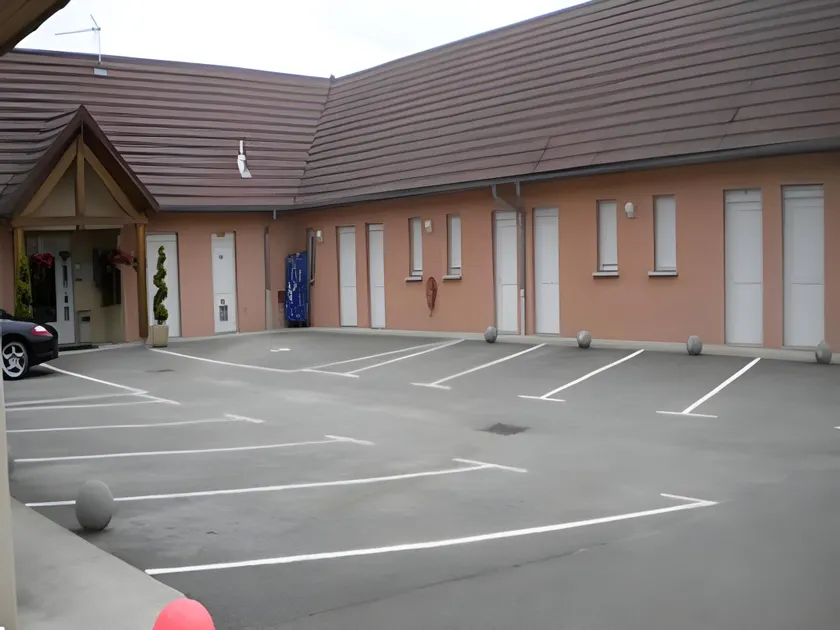 Europe Hotel - Image 1