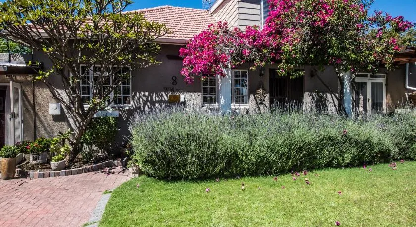 Greenlawns B&B - Image 1