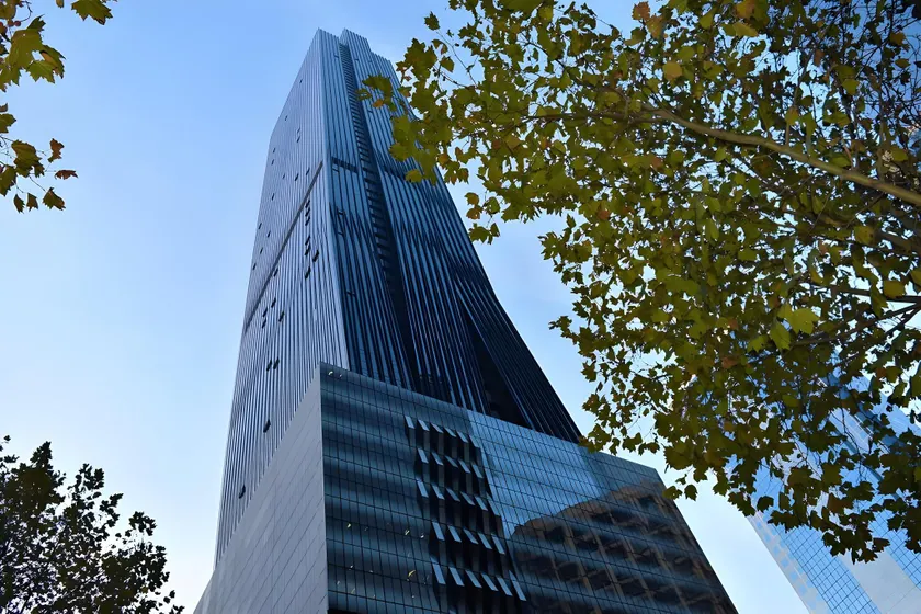 Skyhigh retreat on the 57th floor - Free Parking - Image 1