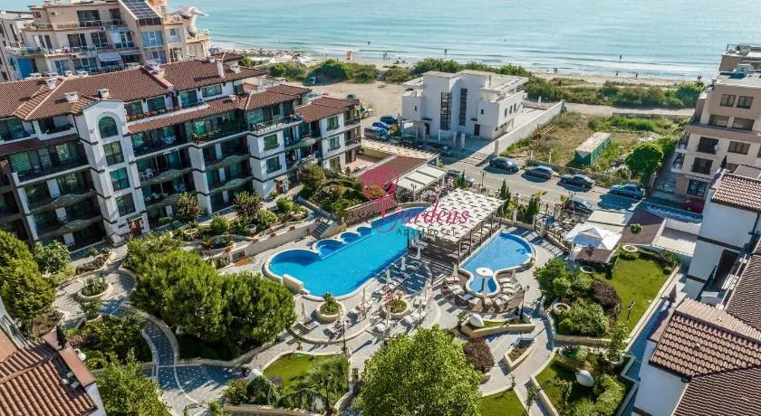 Rose Gardens Apart Hotel - Image 1