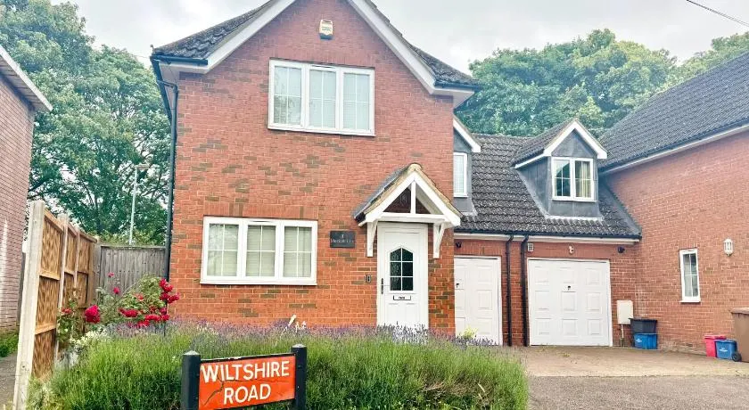 Park Villa, Stevenage - Image 1