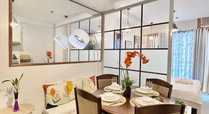 Aesthetic One Bedroom Beside SM w Pool, Wifi and Netflix - Image 1