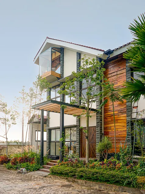Carani Grand Villa by Calli Rooms - Image 1