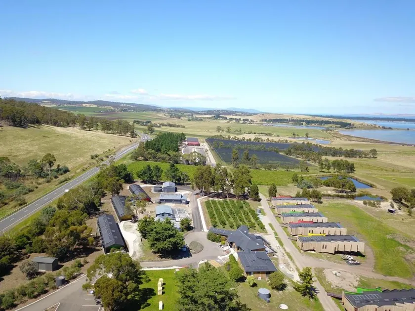 Iron Creek Bay Estate - Image 1
