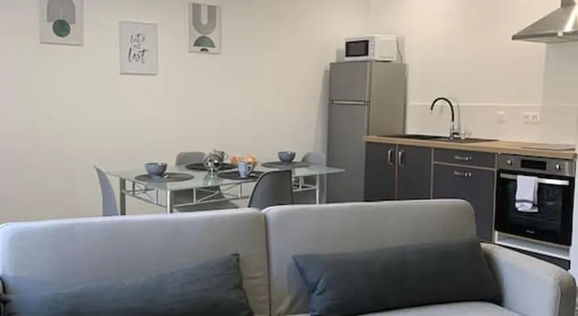 Appartement cœur de village Numéro2 - Image 1