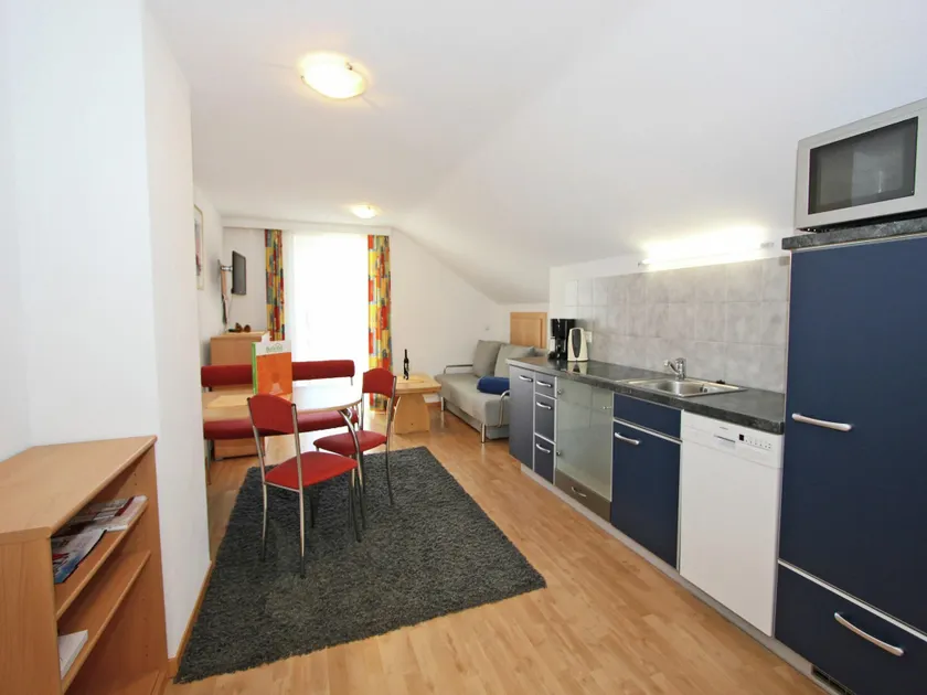 Charming Apartment in Fiss - Image 1
