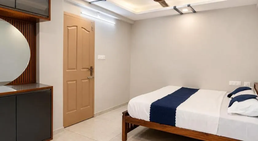 AIDAN RESIDENCY - AC Premium Rooms - Image 1