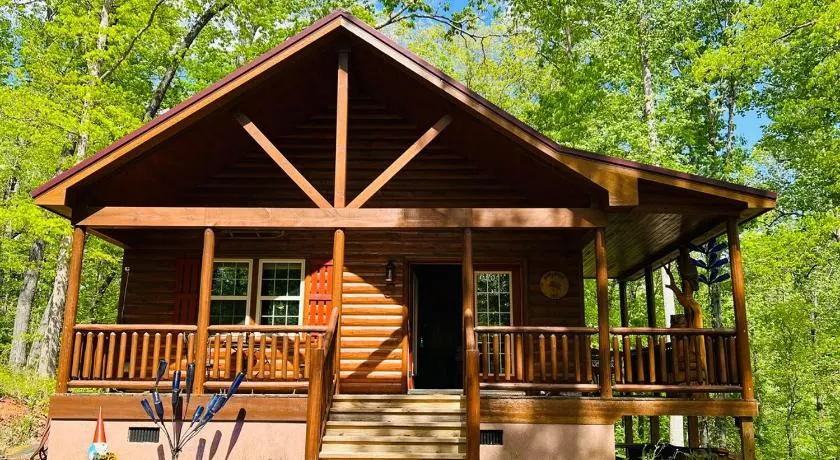 Hedgehog Hill Cabin-Helen Hideaway - Image 1