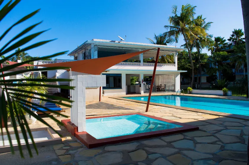 Paradise Resort Apartments - Image 1