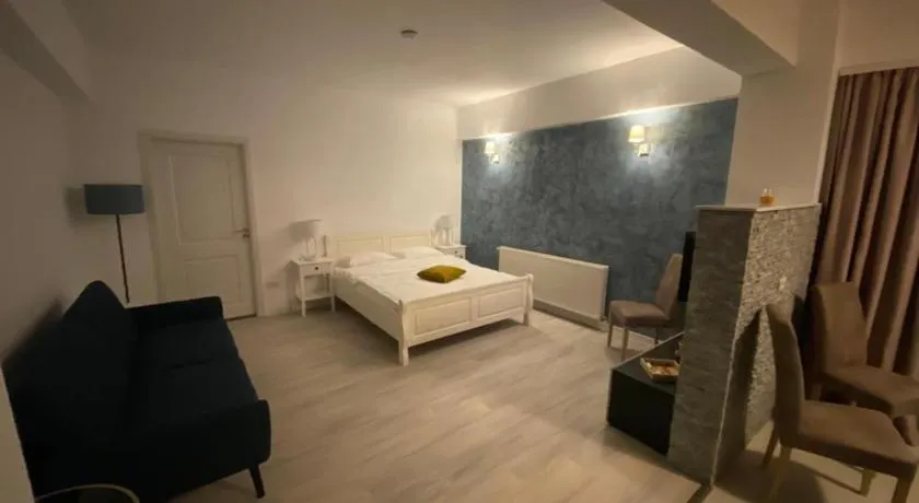 TEN APARTAMENT - Image 1