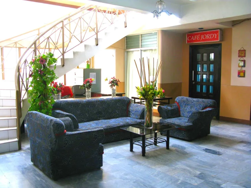 GV Hotel - Davao - Image 1