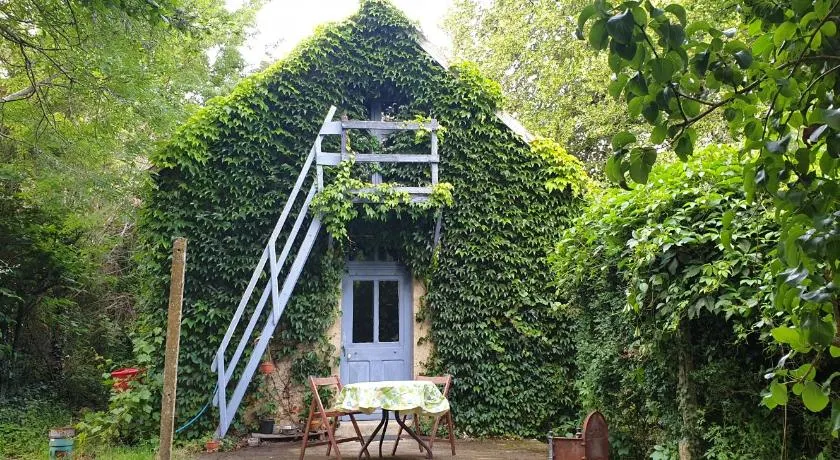 Maison Fleurie - Image 1