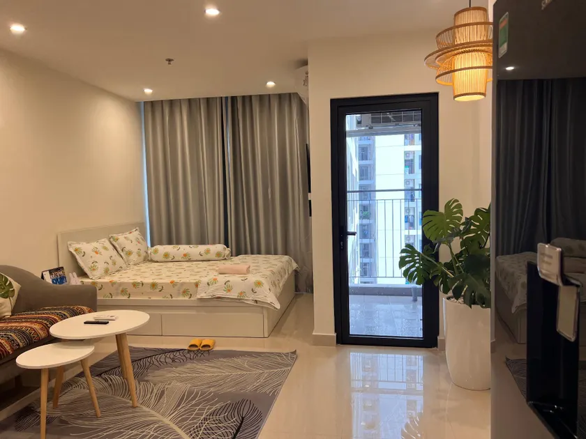Vinhome Grand Park Homestay-ZEN Garden House - Image 1