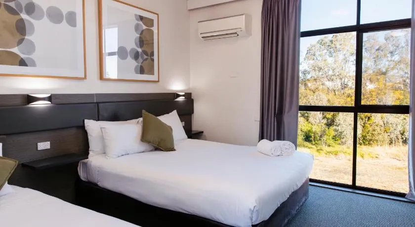 Prospect Hotel Motel - Image 1