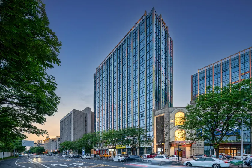 Rezen Select Hotel Quzhou Oriental Plaza - Image 1