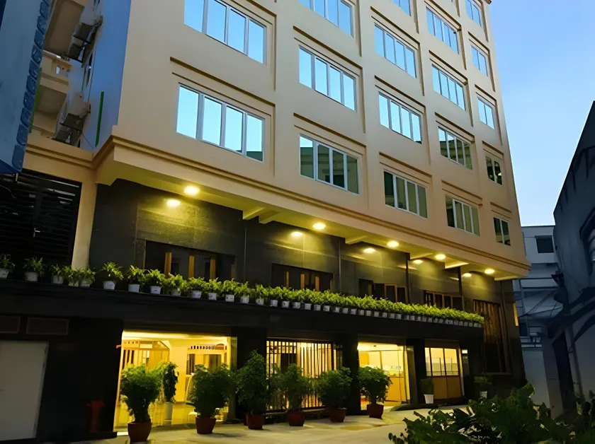 Trang Thanh Luxury Apartment - Image 1