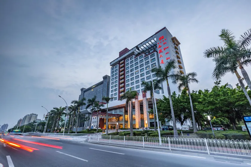 ZHUHAI XIZANG HOTEL - Image 1
