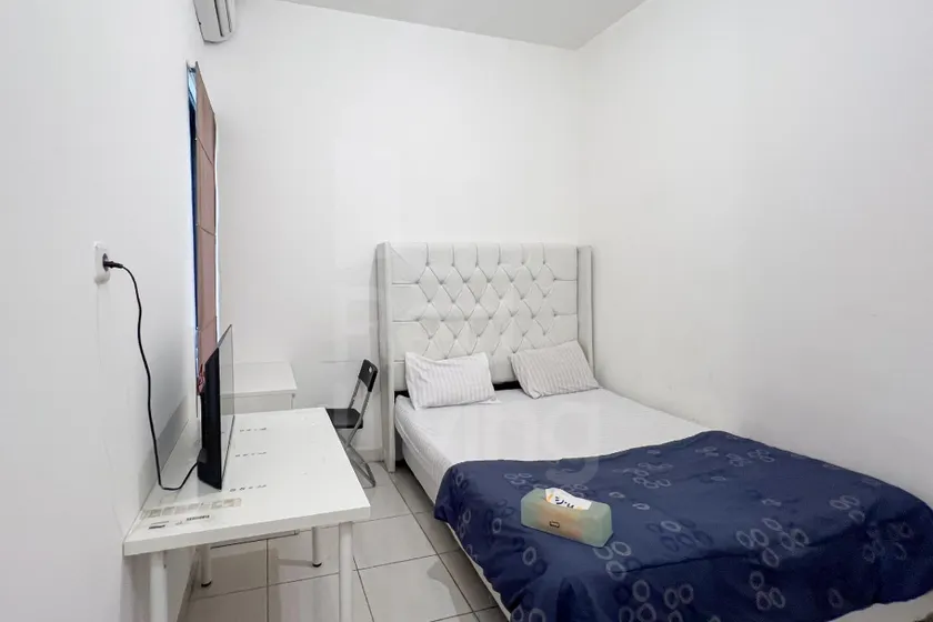 RedLiving Apartemen Eco Home - Wieg's Room Tower B Yashinoki - Image 1