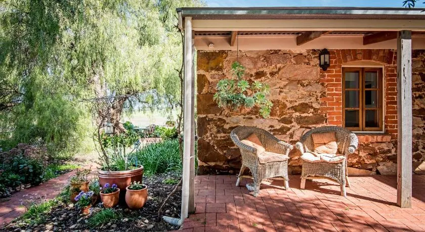 Lucy's Cottage - Image 1