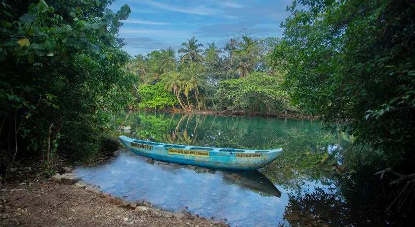 Serene Vista Villa, formerly Bungalows - Image 1