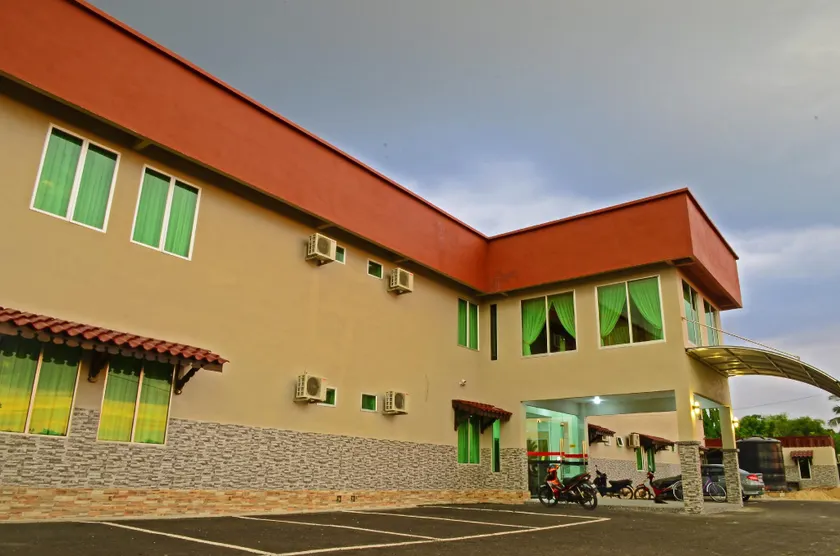 HOTEL MESRA ALOR SETAR - Image 1