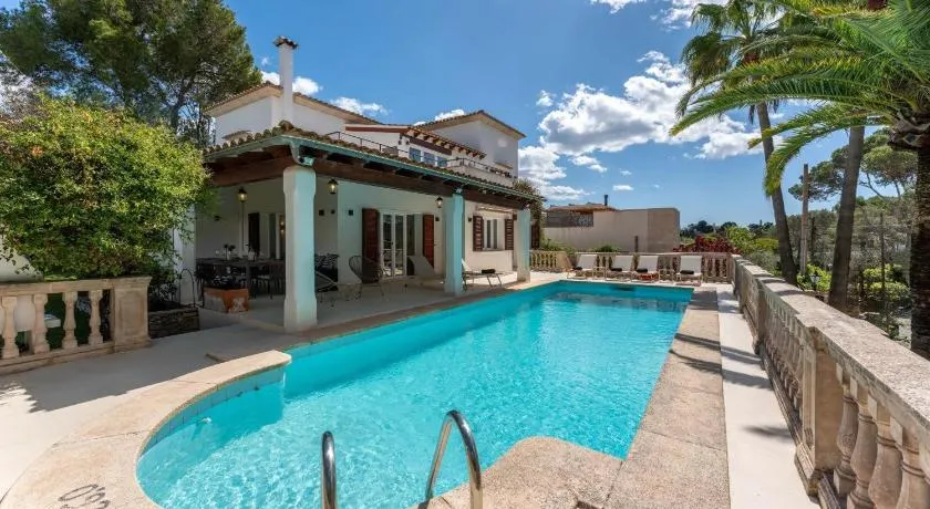 Casa Baskings - Image 1