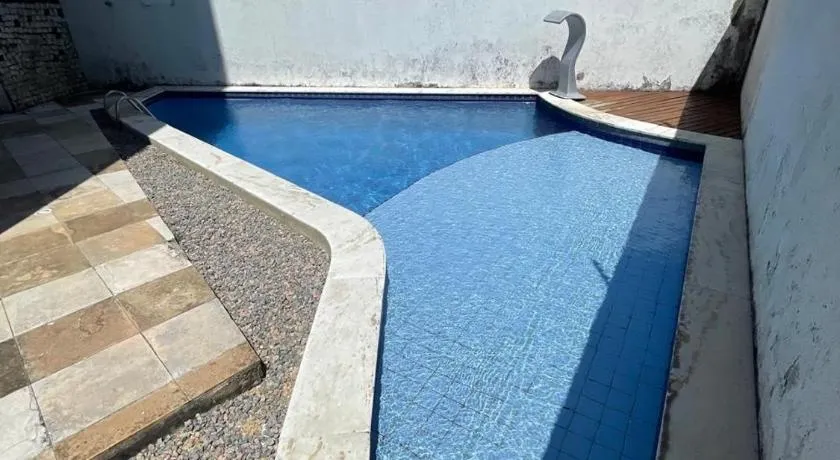 Melon Flat apt suite - Image 1