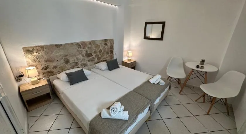 Valente Rooms Kythira - Image 1