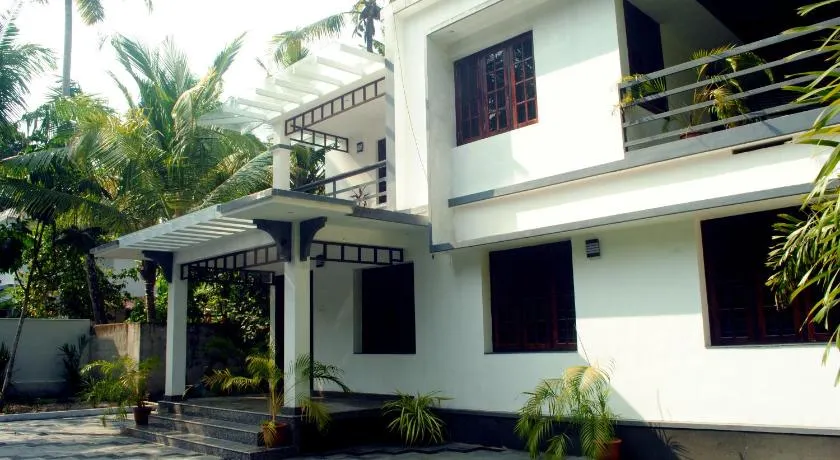 NICE VILLA - Image 1