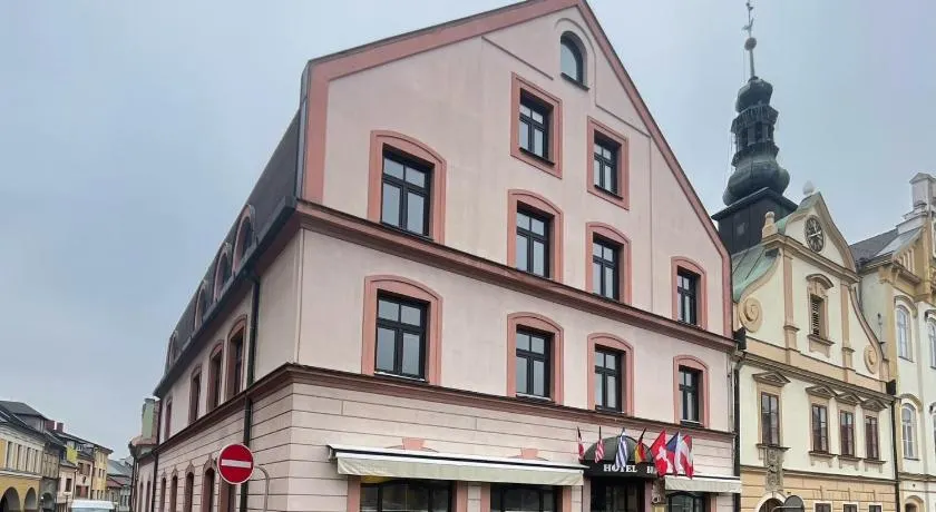 Hotel Bravo - Image 1