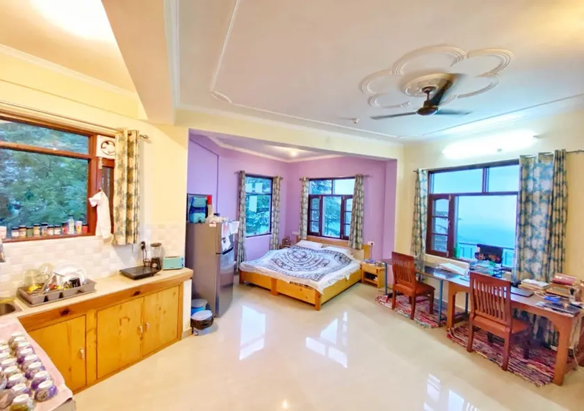 Yoga House - Image 1