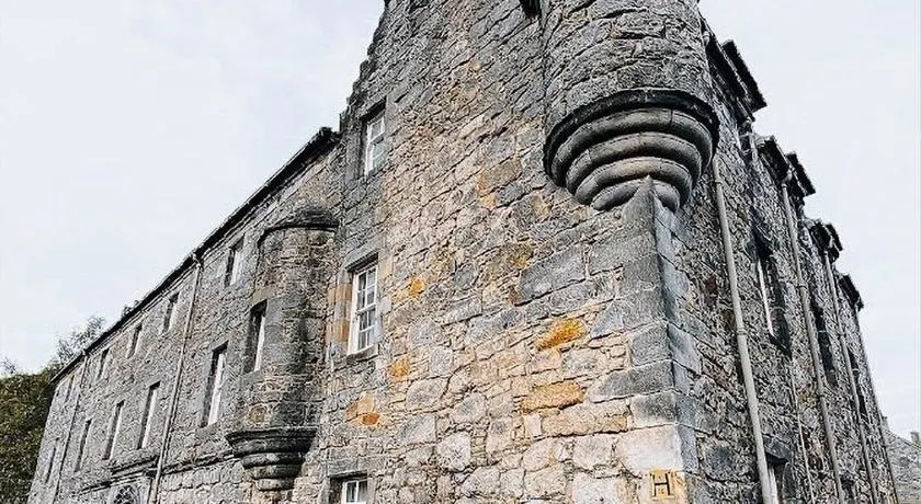 Menstrie Castle Stay - Image 1