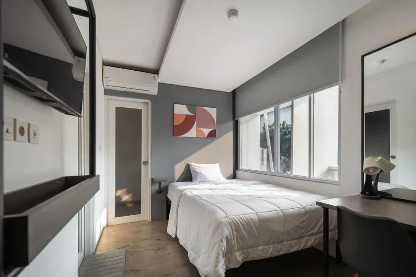 Cove Art Living - Image 1