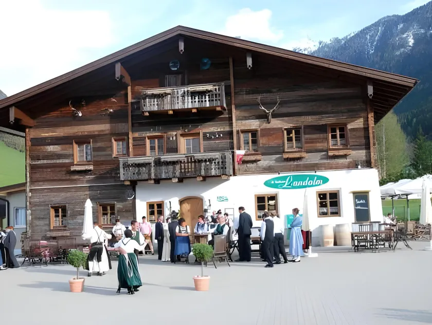 Hotel Vitaler Landauerhof - Image 1
