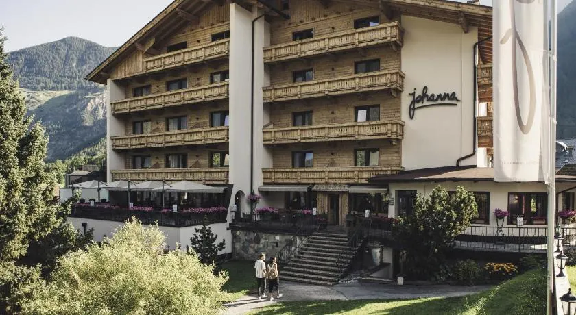 Hotel Johanna mitten im Ötztal - Image 1