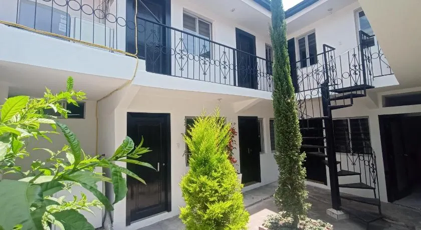 Zidko Guest House - Image 1