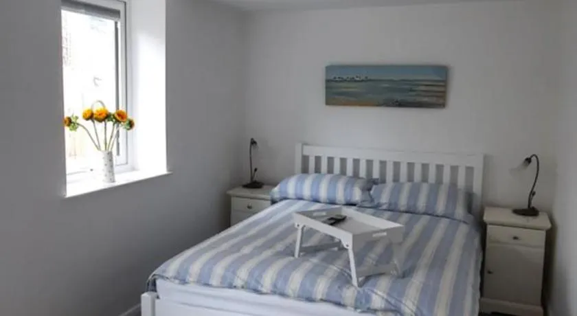 Guest suite at Seventy Seven - Image 1
