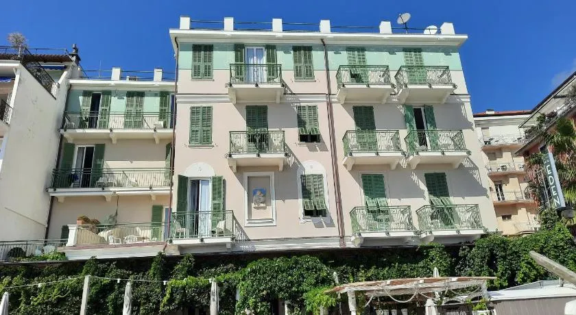 Hotel Eden Alaxi Hotels - Image 1