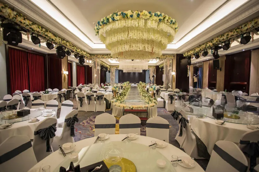 PARK WONDERLAND HOTEL - Image 1