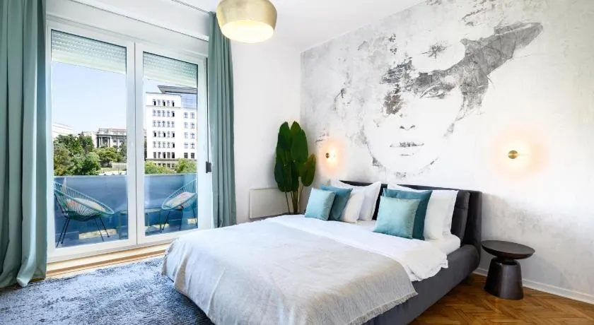 Belgrade CITY CENTER Apartments PARKING 12e - 7 min by walk TERAZIJE - Image 1