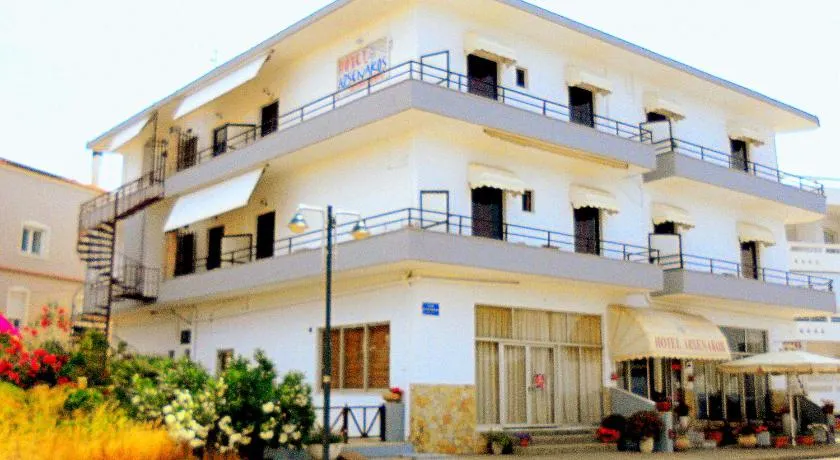 Hotel Arsenakos - Image 1