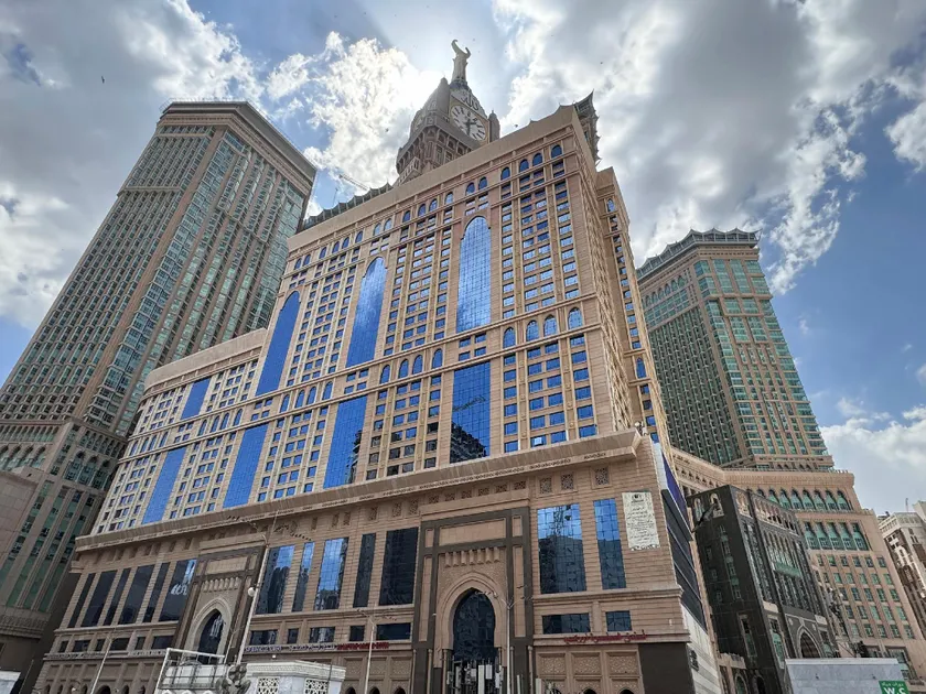 Al Safwah Hotel Tower 3 - Image 1