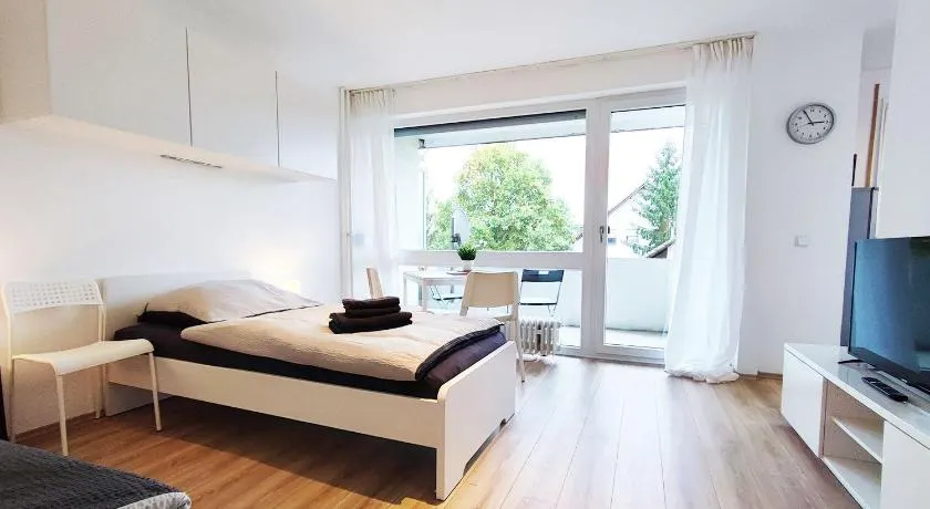 OF14 - Modernes Apartment mit Balkon in Mühlheim - Image 1