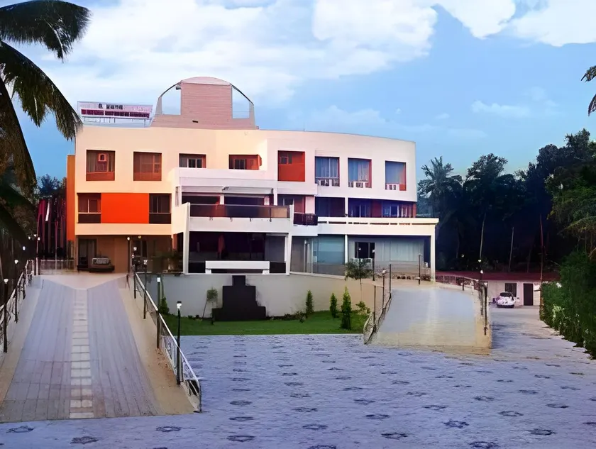 Hotel Geethu International - Image 1