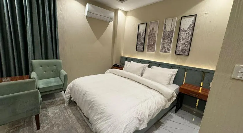 Shelton House Lahore - Image 1